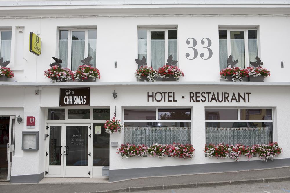 Logis Hotel Le Chrismas Châteaulin Eksteriør billede